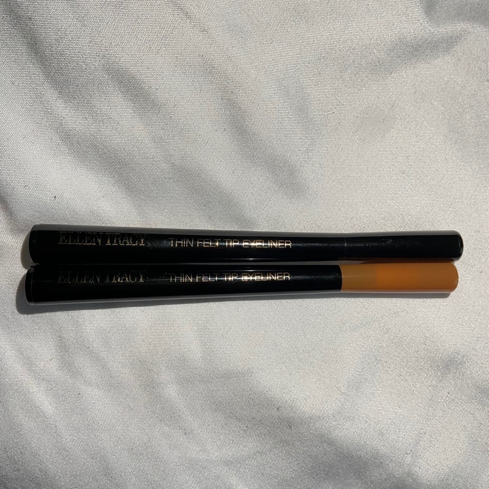 Thin Tip Eyeliner